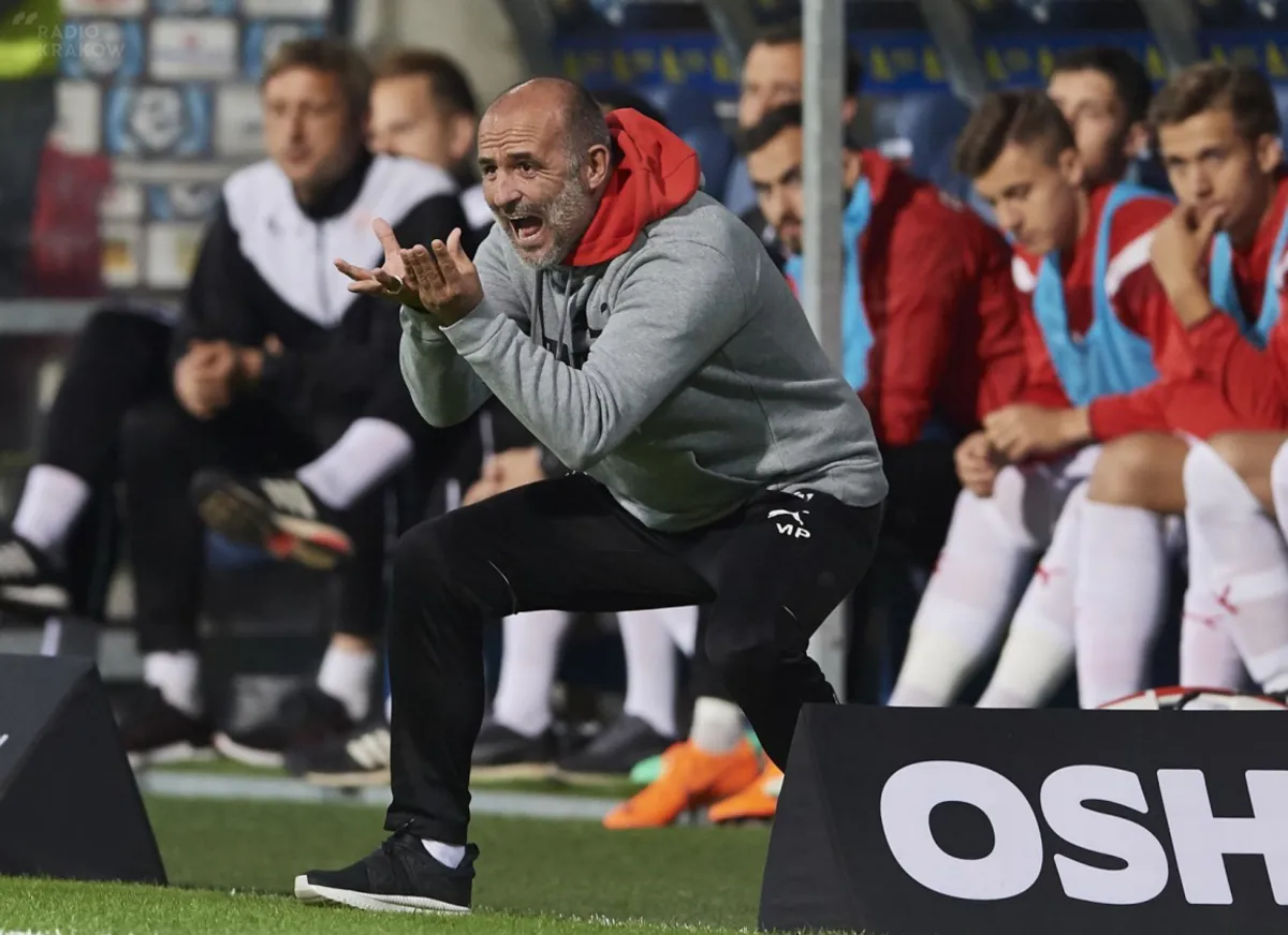 Ekstraklasa piłkarska: Arka - Cracovia 2:0
