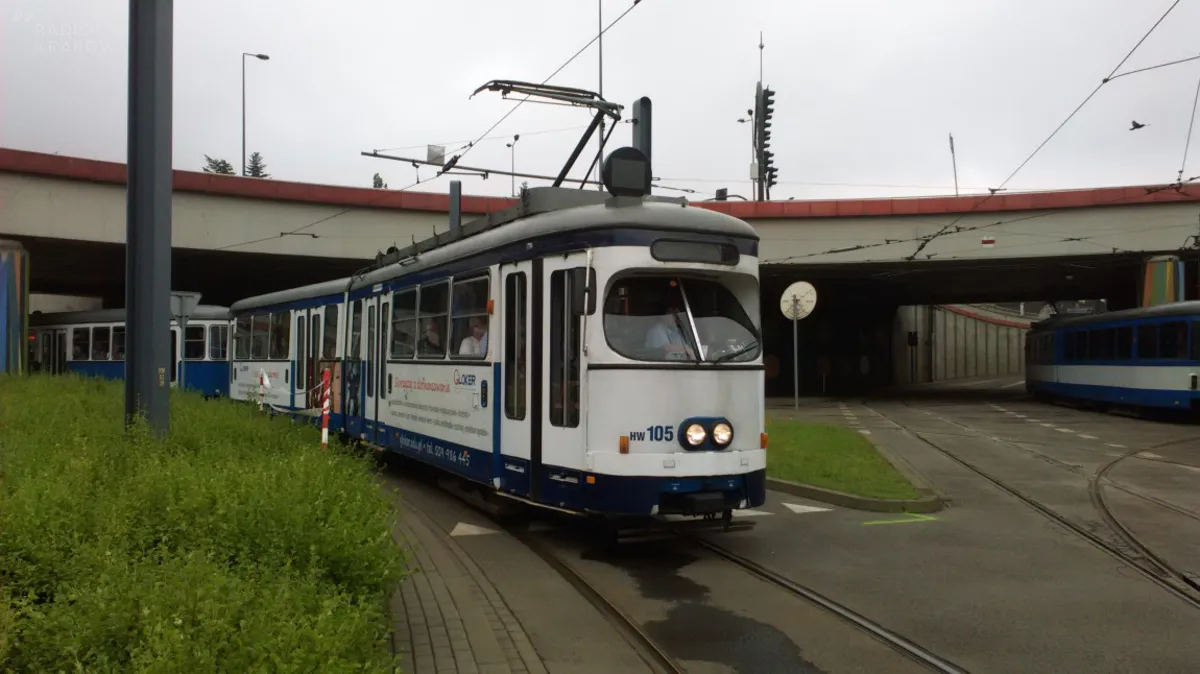 Reklamy kredytów "chwilówek" znikną z krakowskich tramwajów