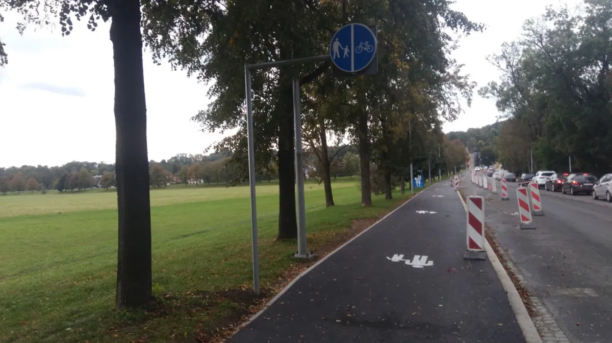 Otworzono nową asfaltową drogę wzdłuż ulicy Piastowskiej