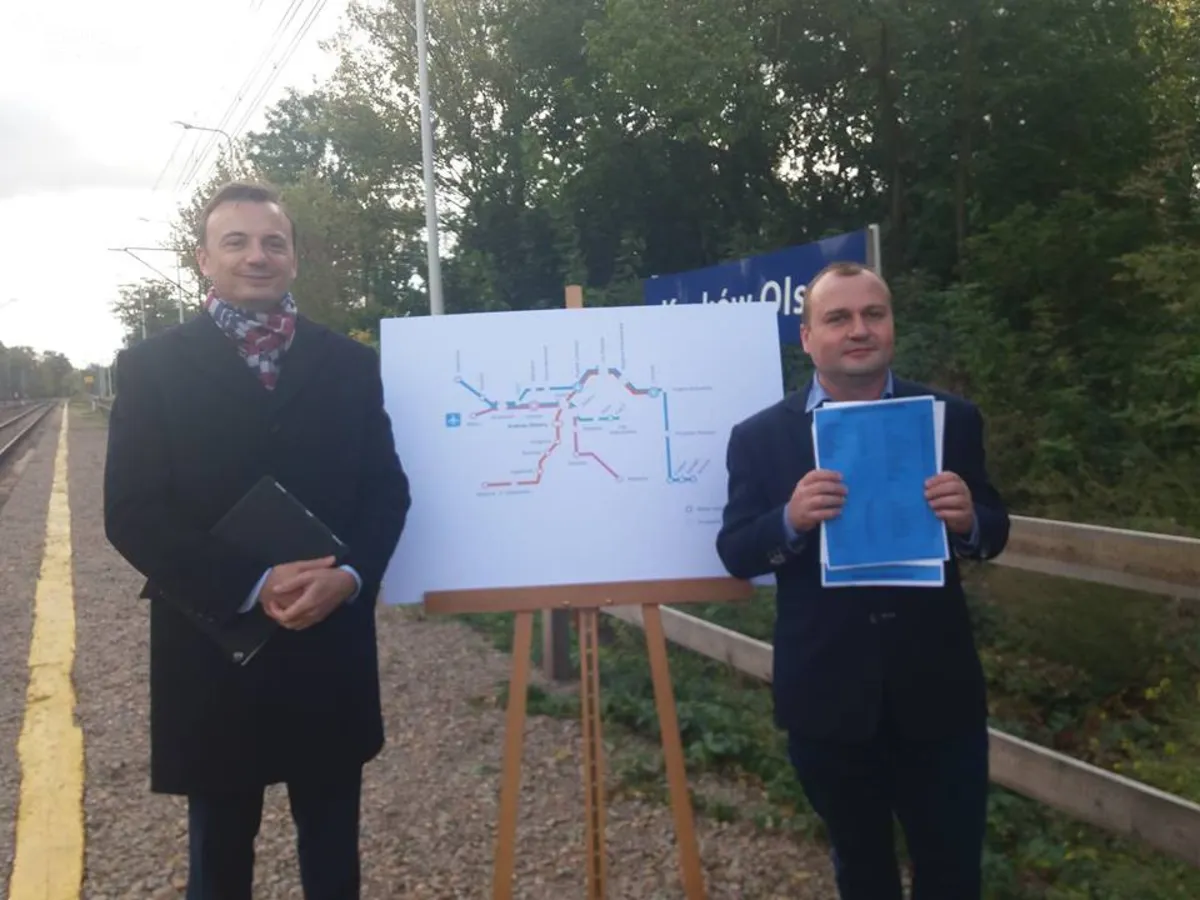 Łukasz Gibała proponuje międzydzielnicową kolej miejską zamiast metra