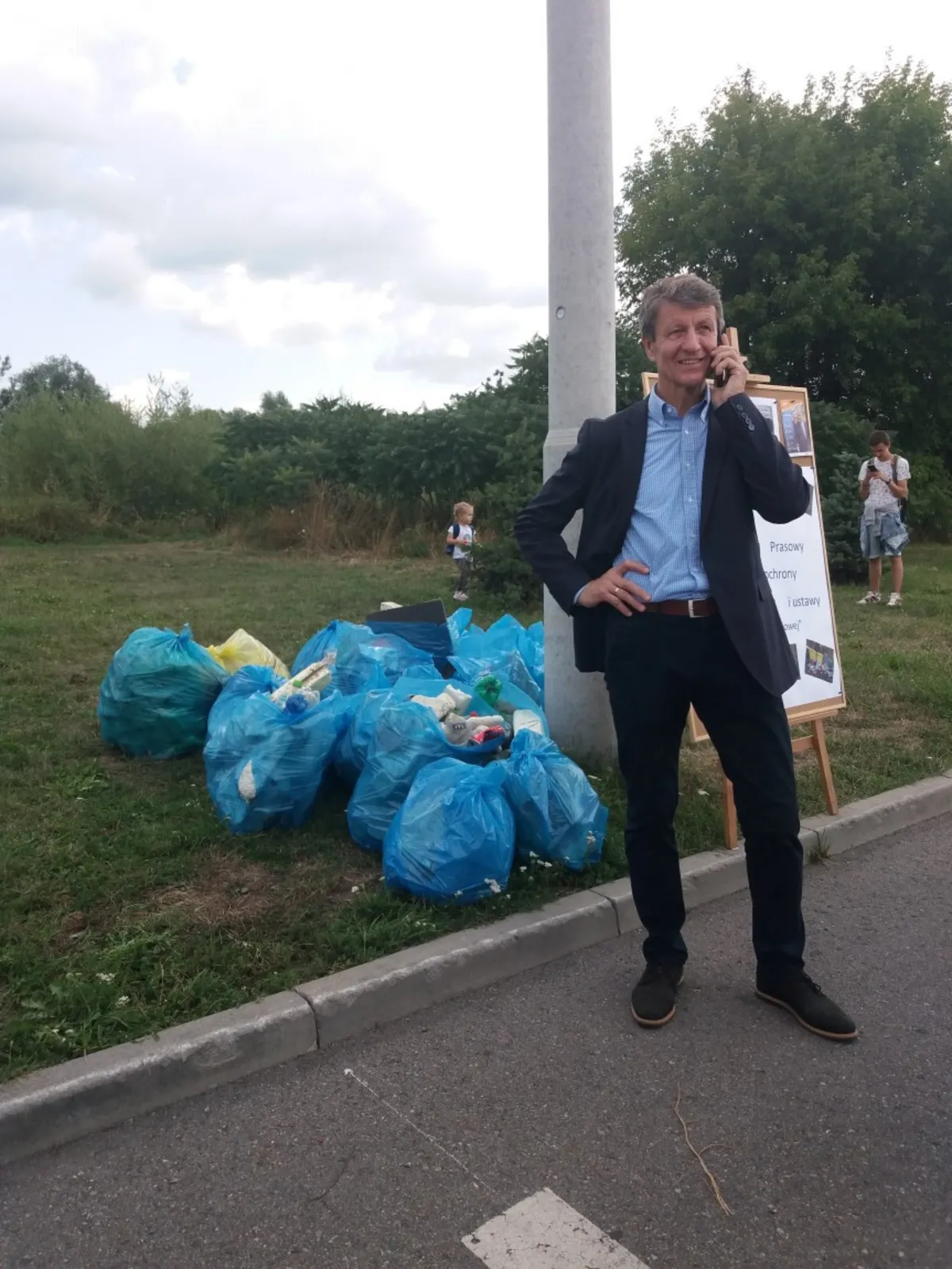 A. Czerwiński z PO: To rząd ponosi winę za rosnące opłaty za wywóz śmieci