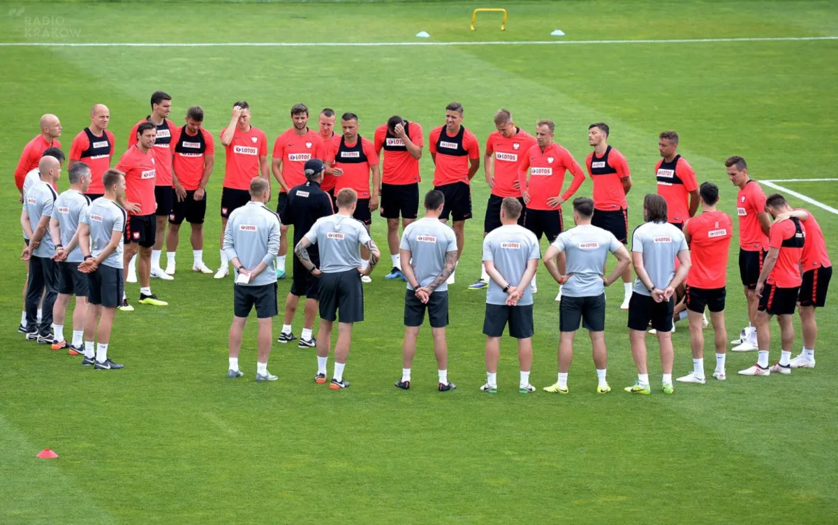Kadra w Arłamowie, Glik w Nicei
