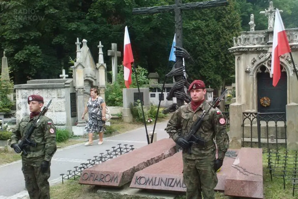 W Krakowie upamiętniono 77. rocznicę napaści sowieckiej na Polskę