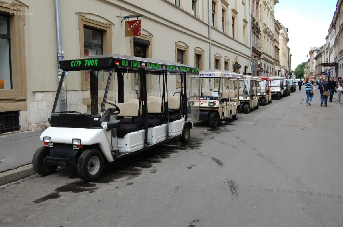 WSA odrzucił skargę właścicielki meleksów, ale to nie koniec wojny o meleksy na krakowskim Rynku