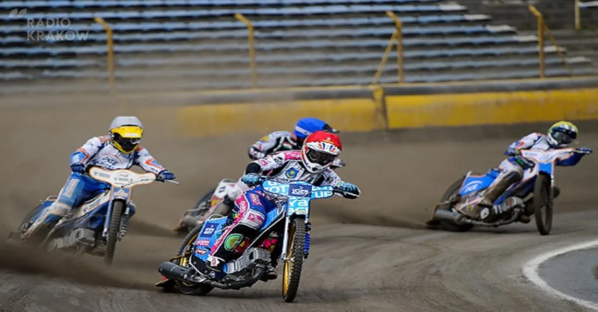 Krakowski sport w odwrocie. Żużlowcy Speedway Wandy spadają z 1. ligi