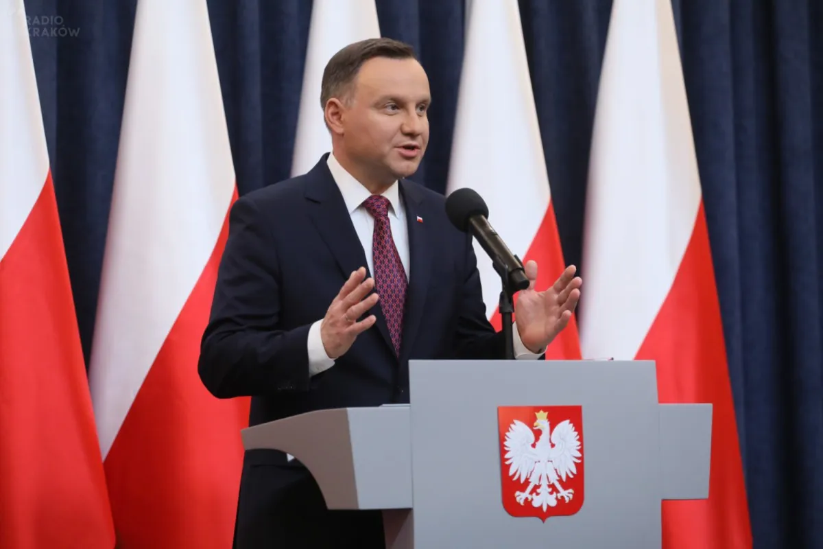 Prezydent podjął decyzję o podpisaniu noweli o KRS i ustawy o SN
