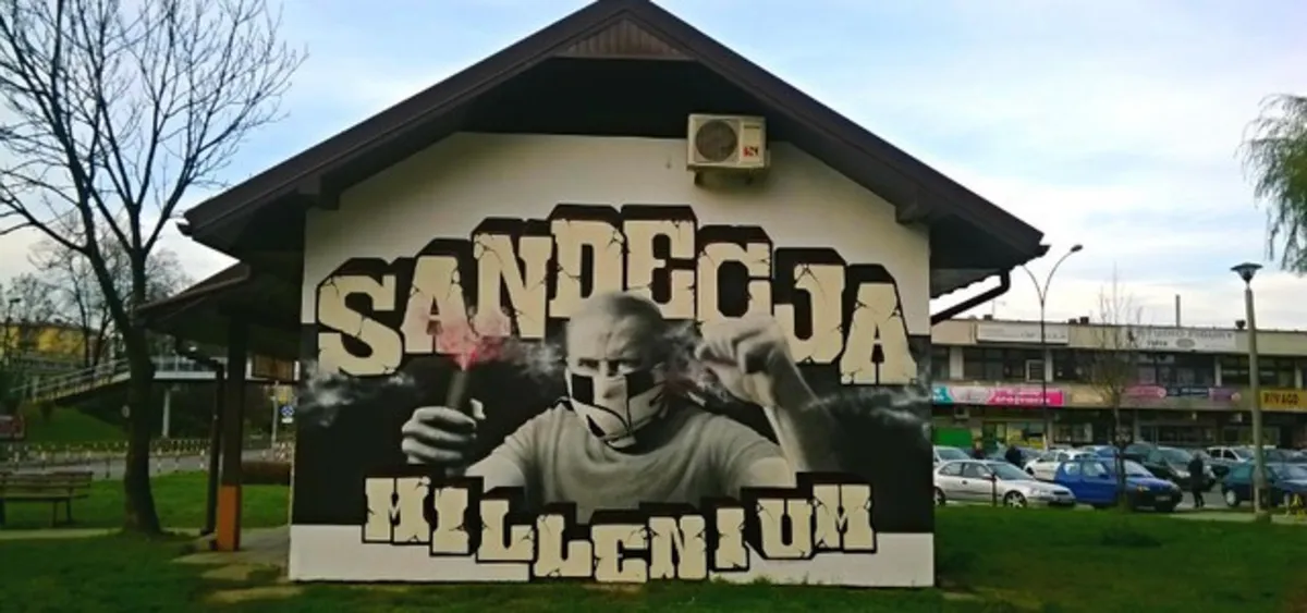 Kibicowskie graffiti podzieliło mieszkańców Nowego Sącza