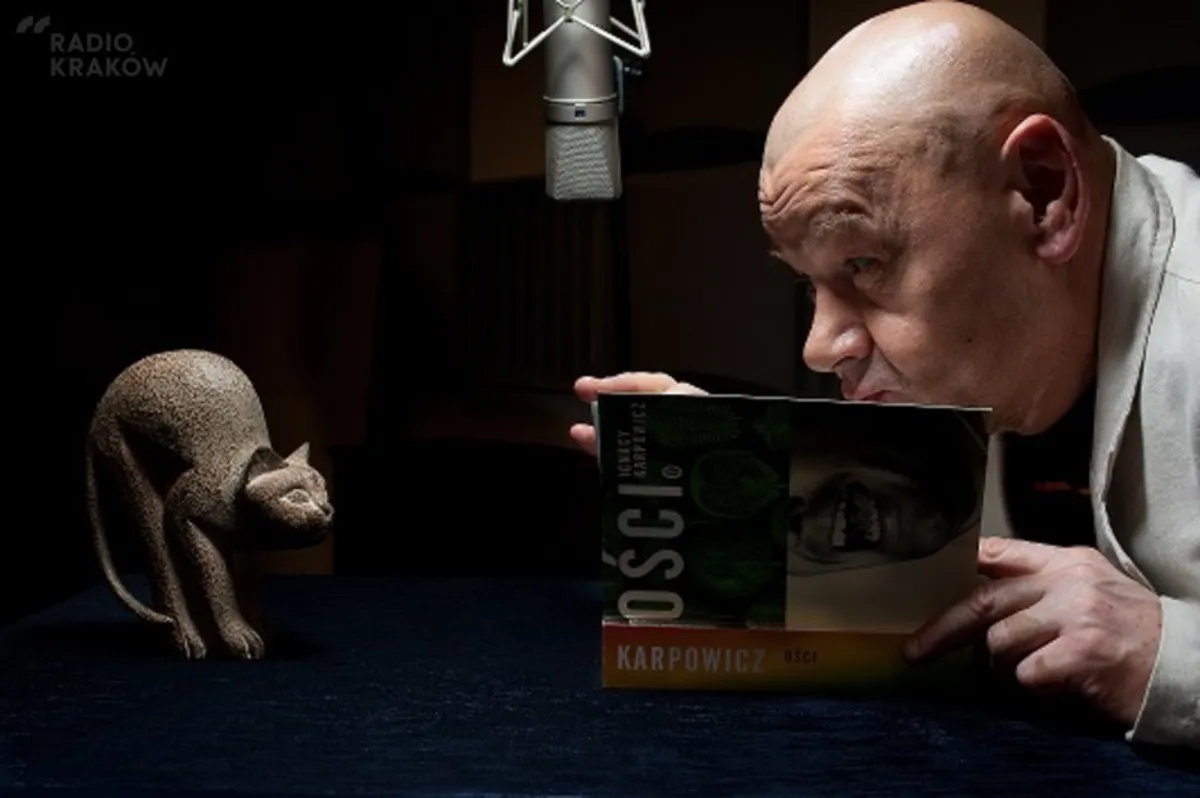 Paweł Sanakiewicz czyta "Morfinę" i "Ości"