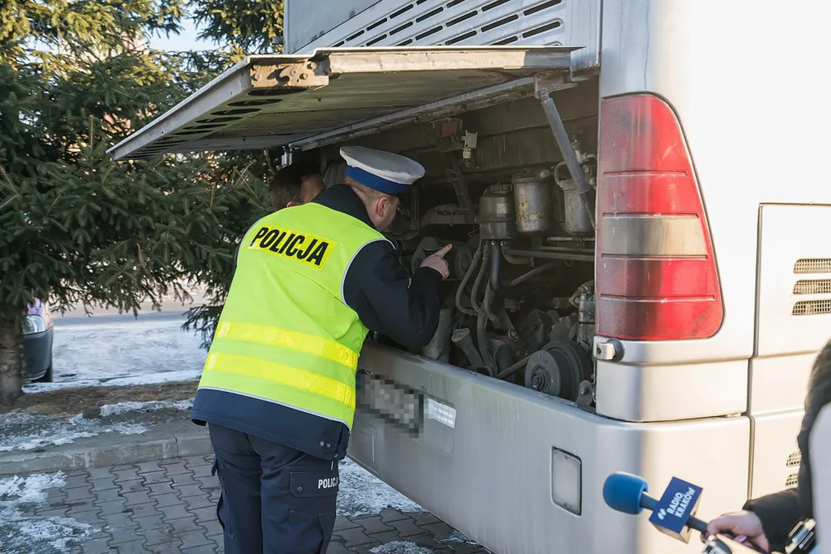  W Małopolsce zaczęły się ferie i... kontrole autobusów