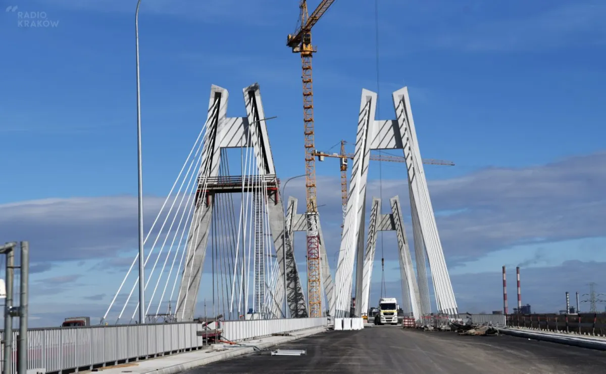 Na Wiśle powstaje największy most w Małopolsce. Przejedziemy po nim w lipcu