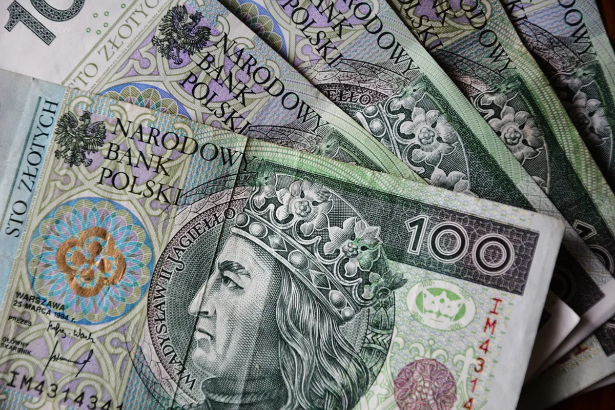 W Krakowie prawie tysiąc rodzin musi zwrócić 500+