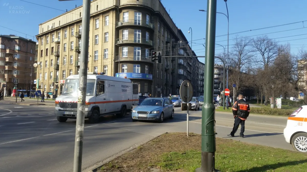 Awaria torowiska na placu Inwalidów. Poniedziałkowe popołudnie pod znakiem ogromnych korków