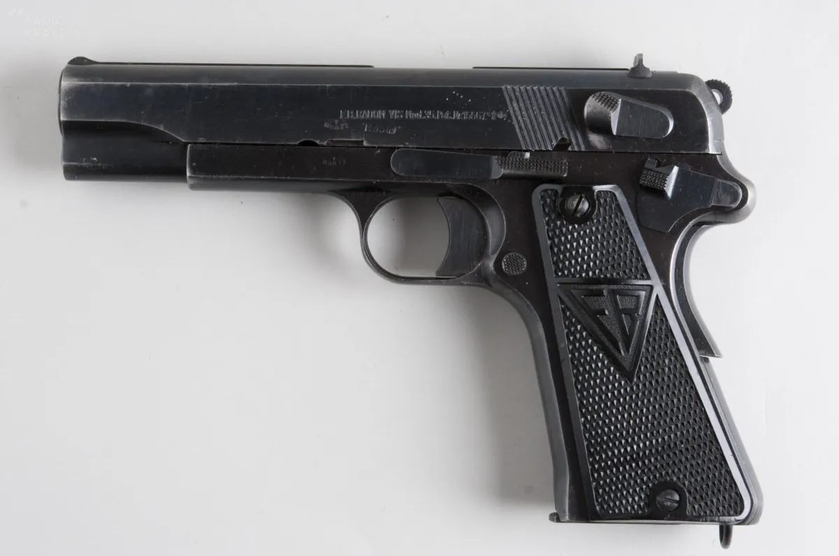 Pistolet "Vis"