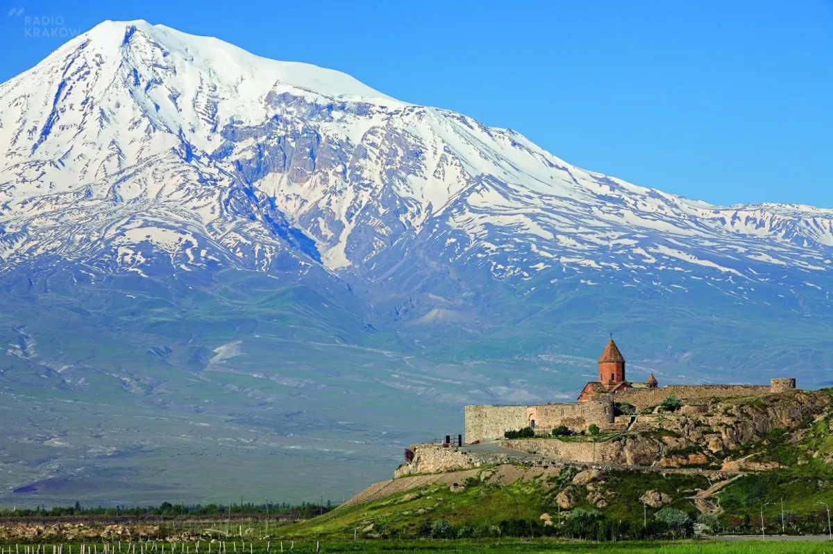 Armenia, góra Masis i mroczna historia Chor Wirap
