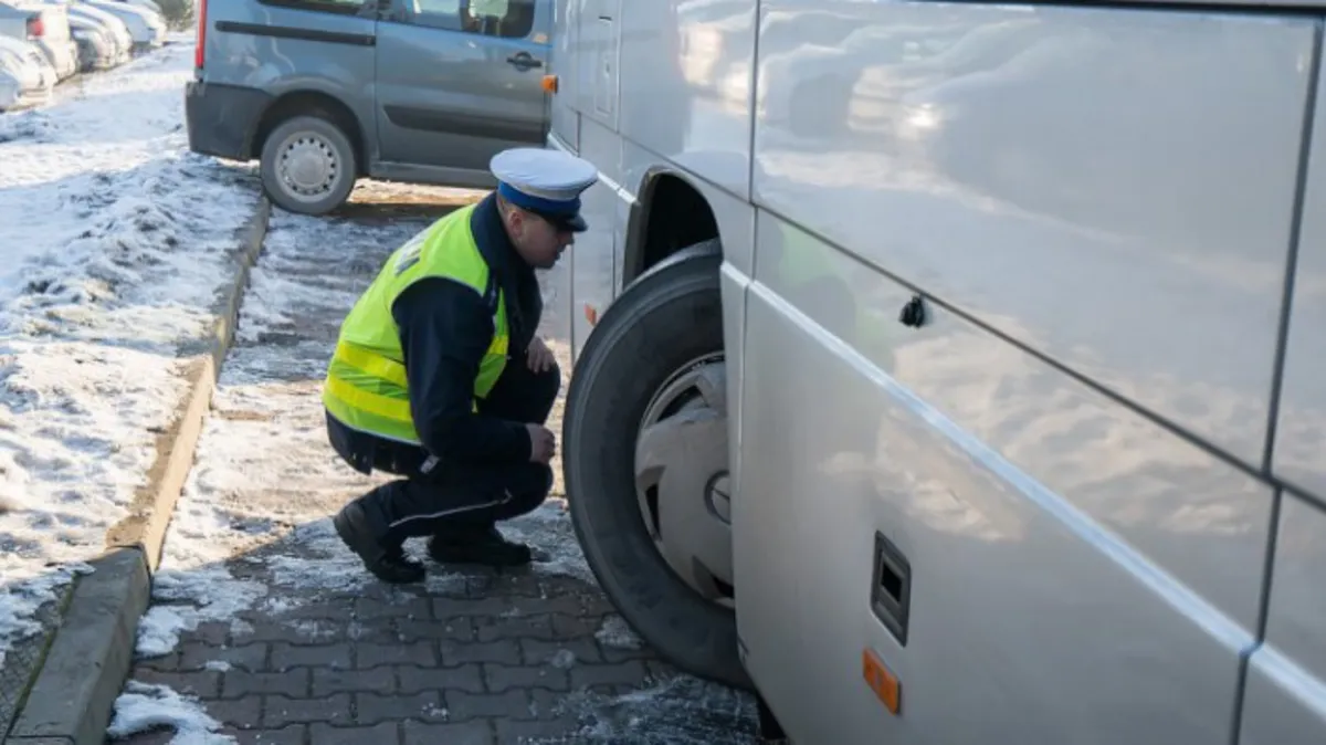 Ruszają ferie, ruszają też policyjne kontrole autobusów