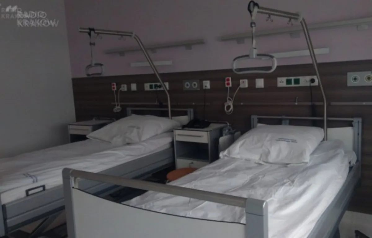 Prawie 500 łóżek ma w tym roku zniknąć z małopolskich szpitali