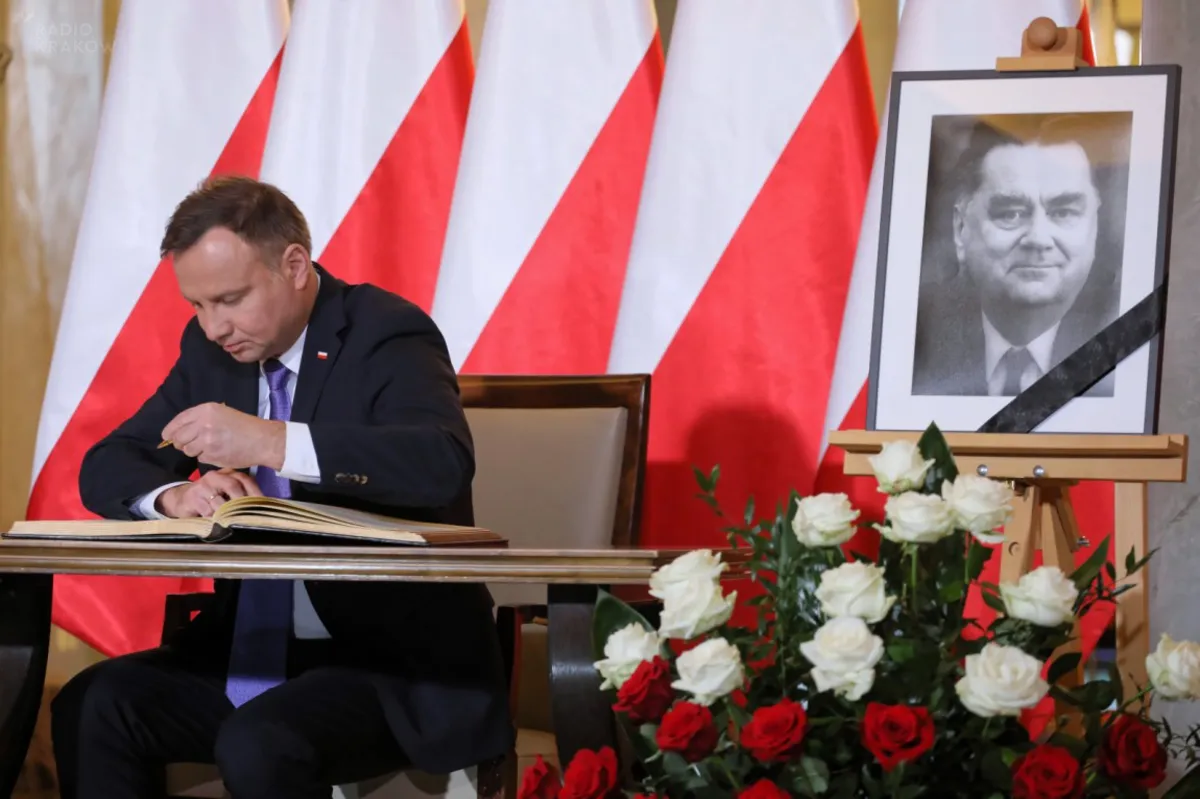 Będzie żałoba narodowa po śmierci Jana Olszewskiego