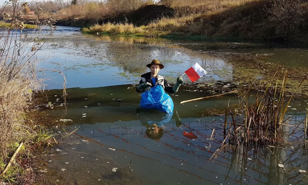 11 listopada - bitwa nad rzeką. Patrioci nie śmiecą