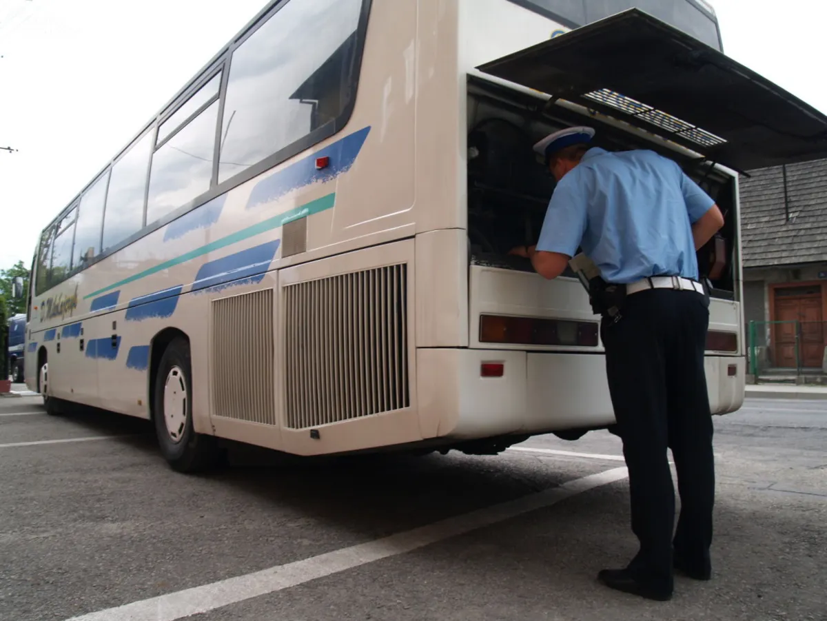 Stałe punkty kontroli autobusów w czasie wakacji