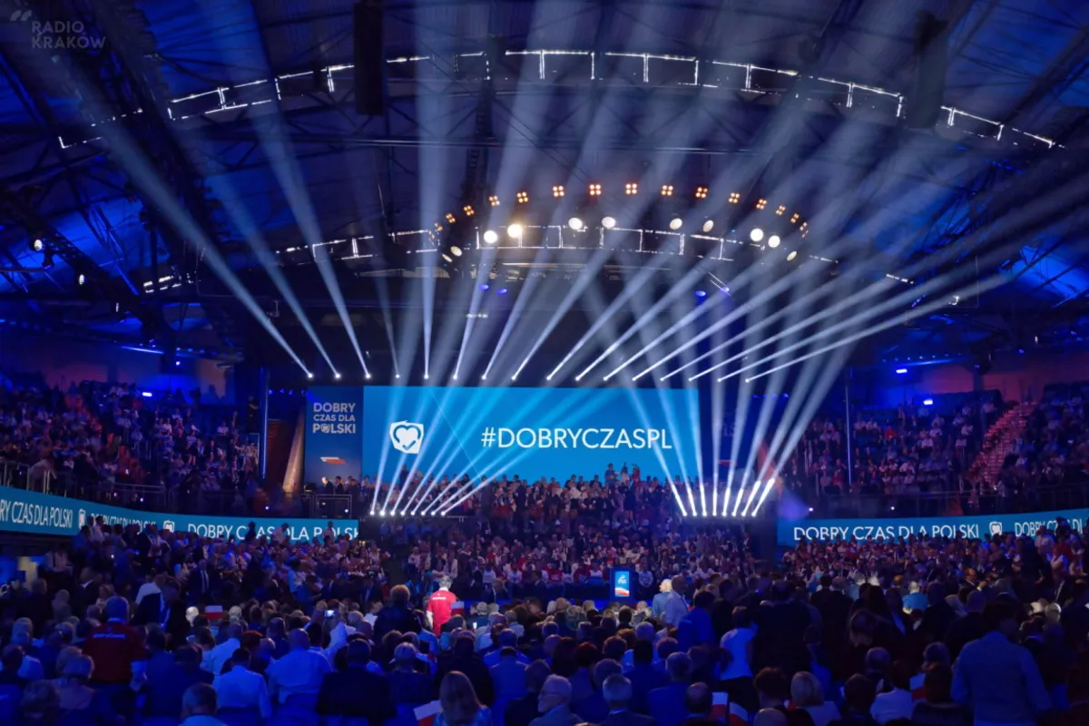 Konwencja programowa PiS: zarobki w Polsce będą rosły