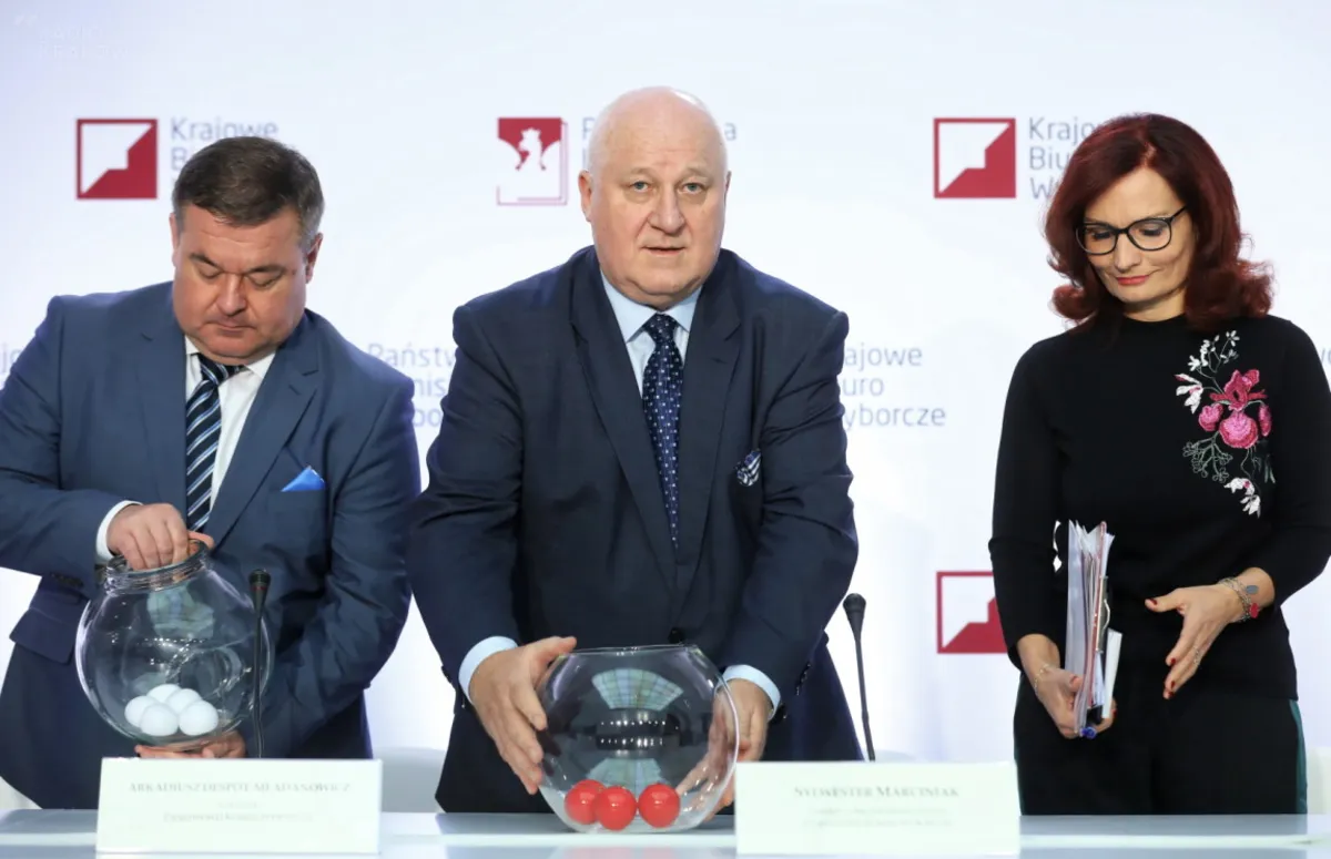 W PKW wylosowano numery list komitetów wyborczych