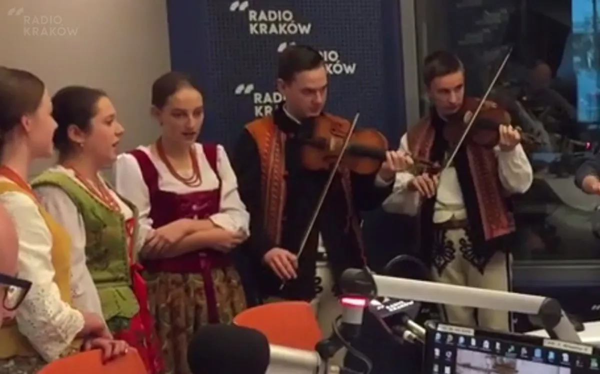 "Oj, maluśki, maluśki" wybrzmiało w Radiu Kraków