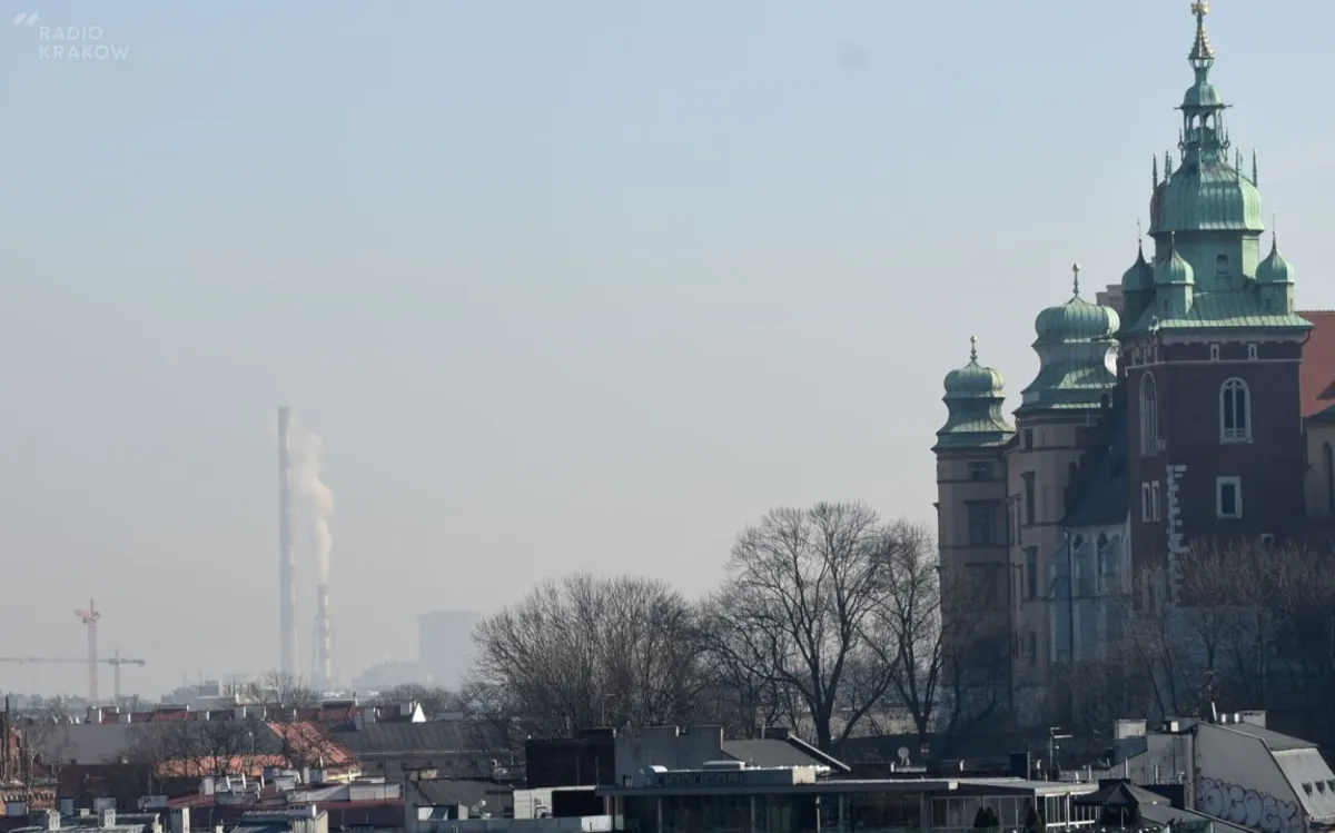 Minister środowiska podpisał rozporządzenie ws. ostrzejszych przepisów dot. alarmowania o smogu