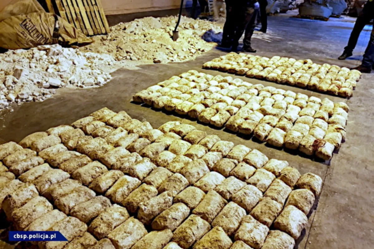 Mieszkaniec Małopolski podejrzany o przemyt m.in. 275 kg heroiny nie przyznaje się do winy