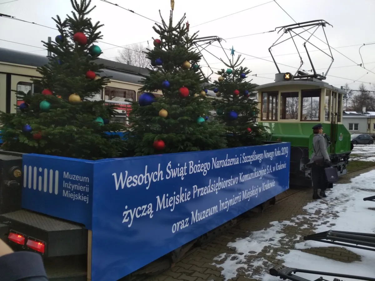 Świąteczny tramwaj kursuje po Krakowie