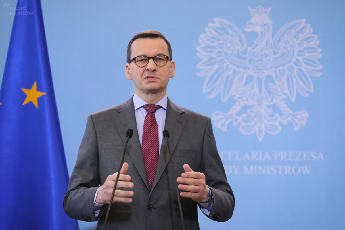 Premier: podjęliśmy decyzję o zamknięciu wszystkich placówek oświatowych i szkół wyższych od poniedziałku na dwa tygodnie