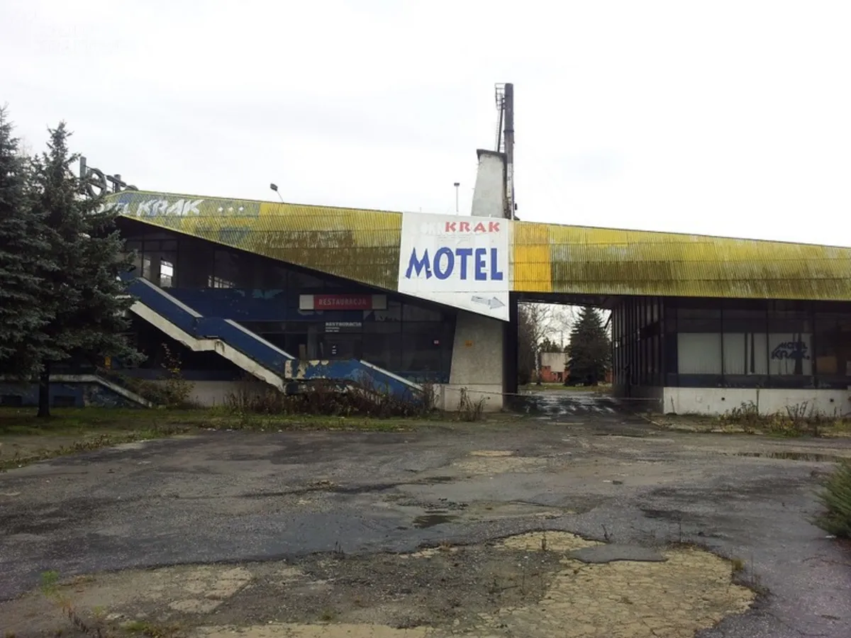 Zniszczony Motel Krak