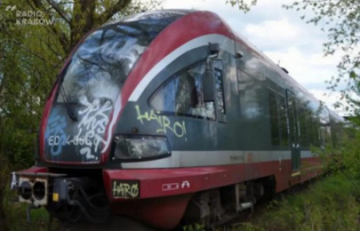 Jest szansa na remont "Edyt" niszczejących na bocznicy w krakowskim Bieżanowie