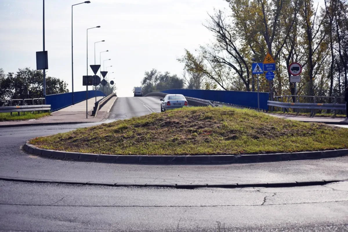 Nowa Huta: od lat czekają na remont ulicy Klasztornej