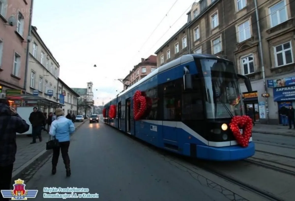 Kraków: walentynkowy tramwaj