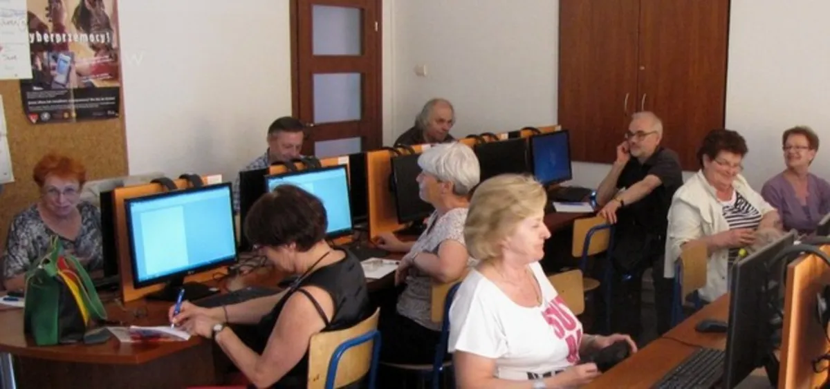 Profesor Wnuczek uczy korzystać z komputera