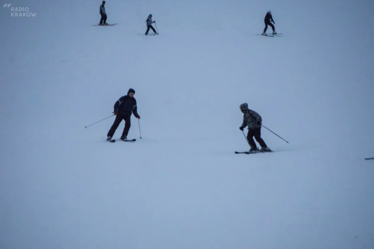 Co można a czego nie wolno na stoku narciarskim?
