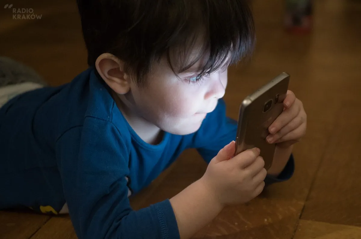 Kiedy możemy mówić o uzależnieniu dziecka od nowych technologii?