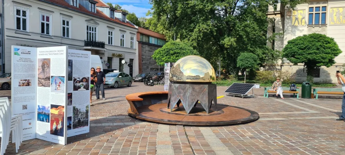 Kapsuła Czasu na Placu Szczepańskim