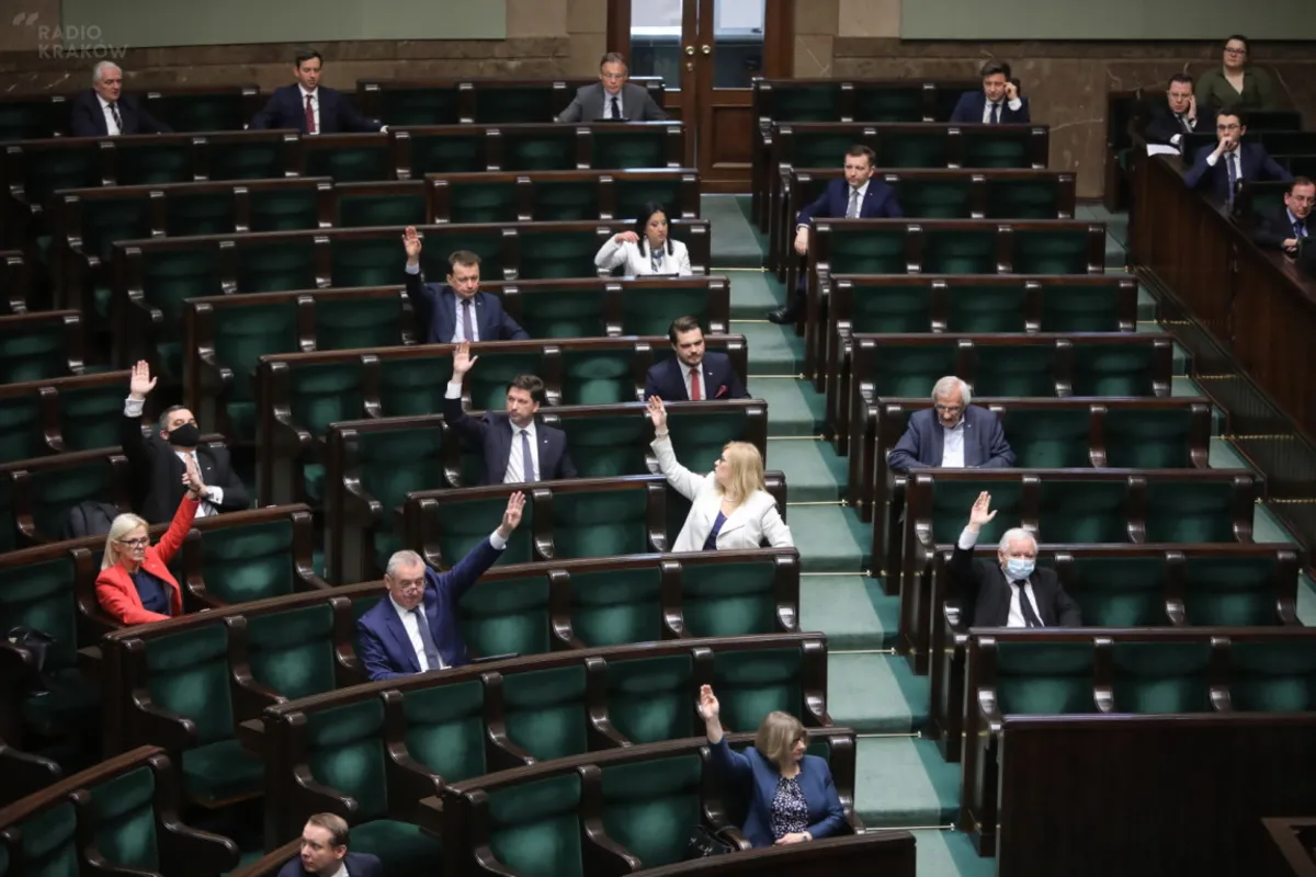 Sejm odrzucił uchwałę Senatu ws. ustawy dot. głosowania korespondencyjnego