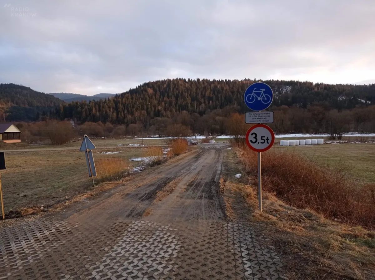 Muszyna: ciężarówki rozjeżdżają trasę Eurovelo 