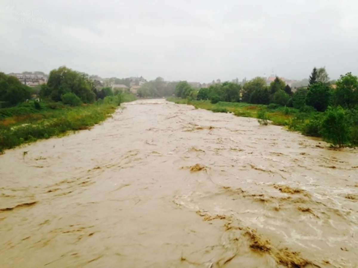 Nowy Sącz w nocy. Sprawdzanie miasta