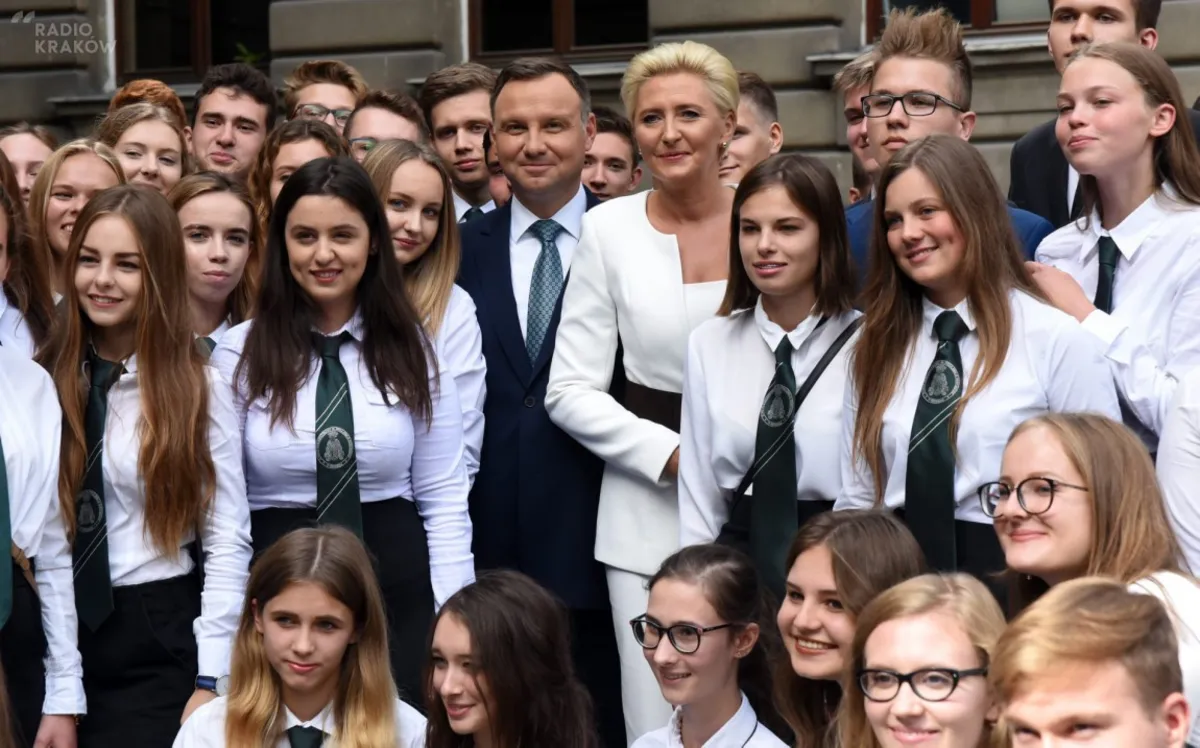 Nauczyciele strajkujący w II LO w Krakowie piszą mocny i gorzki list otwarty do Agaty Kornhauser-Dudy