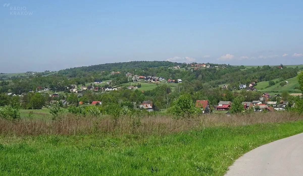 Krakowski  autobus miejski dojedzie do Woli Radziszowskiej? Bardzo chcą tego mieszkańcy
