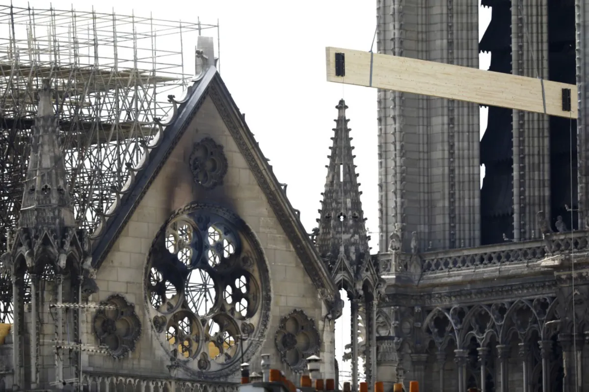 Kraków włączy się we wspólne dzieło odbudowy katedry Notre Dame