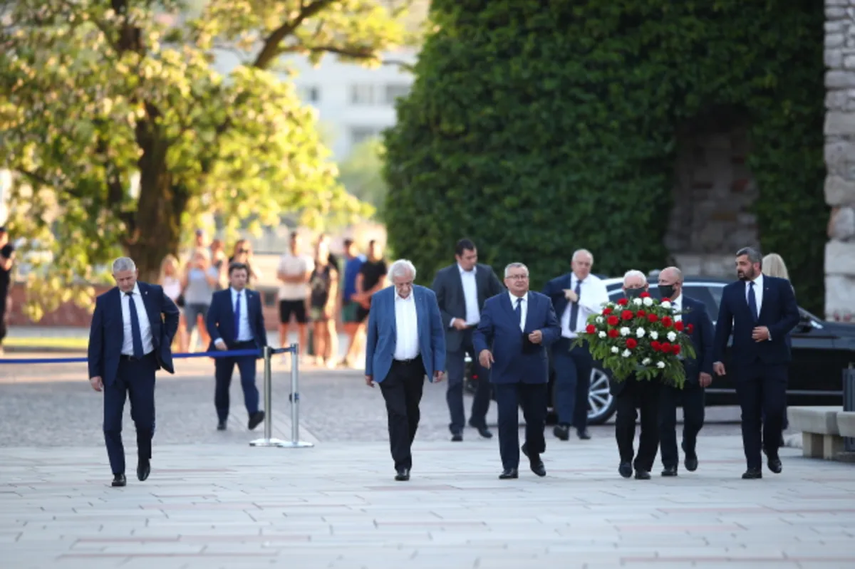 Na Wawelu odprawiono mszę św. w 72. urodziny Lecha Kaczyńskiego