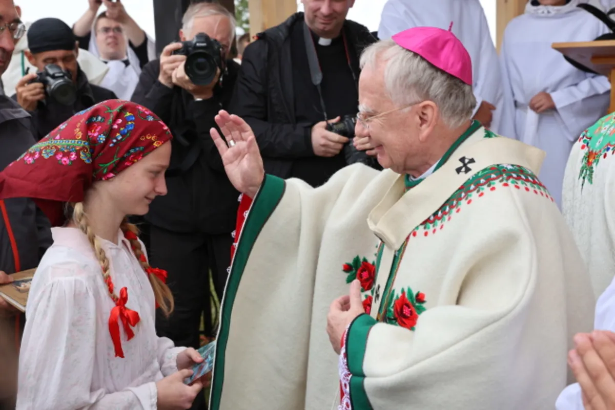 Abp. Jędraszewski: Deklaracja PE piętnuje Polaków jako homofobów wrogich wolności innych