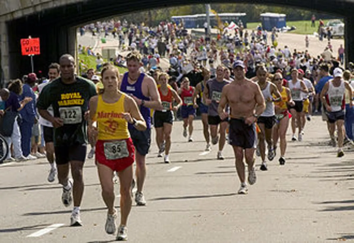 Nadciśnienie a loty samolotem, wycieczki górskie i maratony