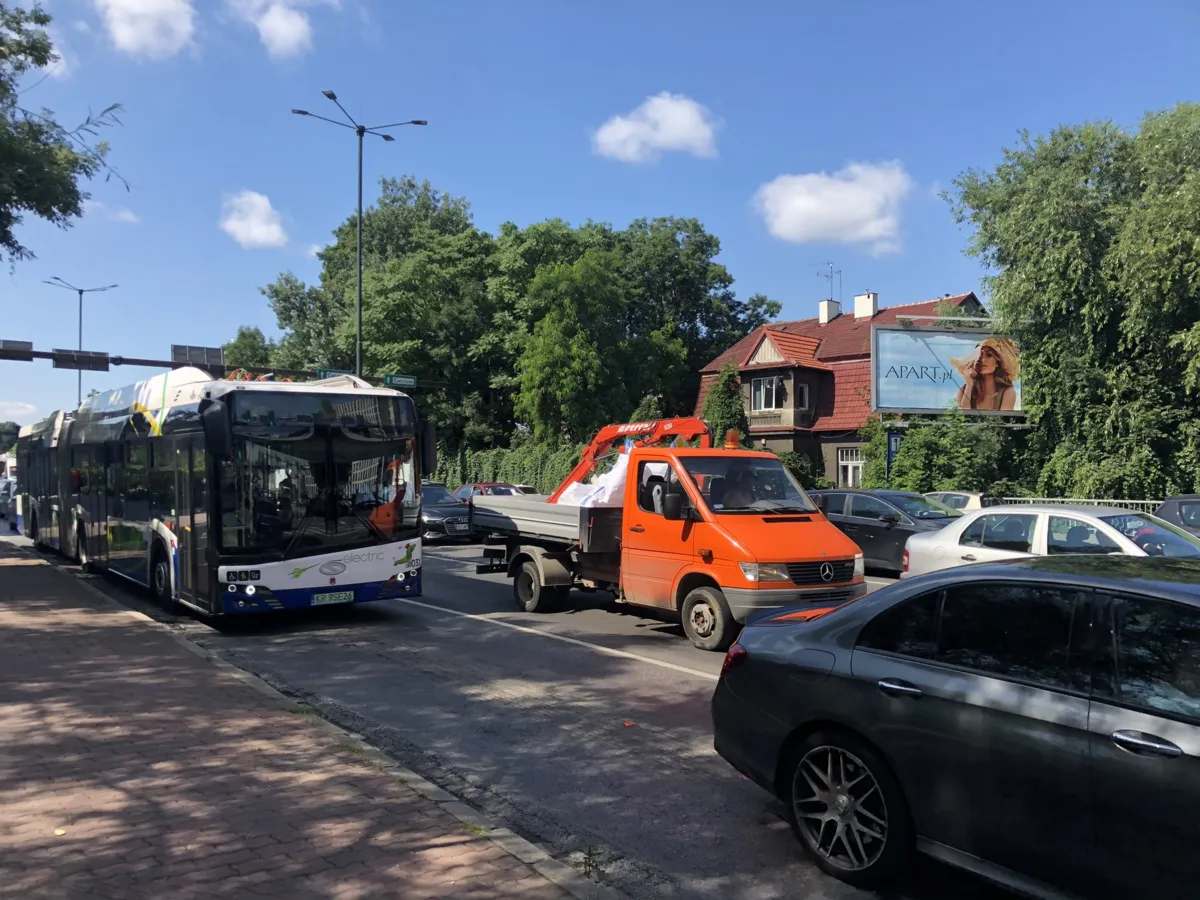 Kraków: kolejny etap prac na al. 29 Listopada