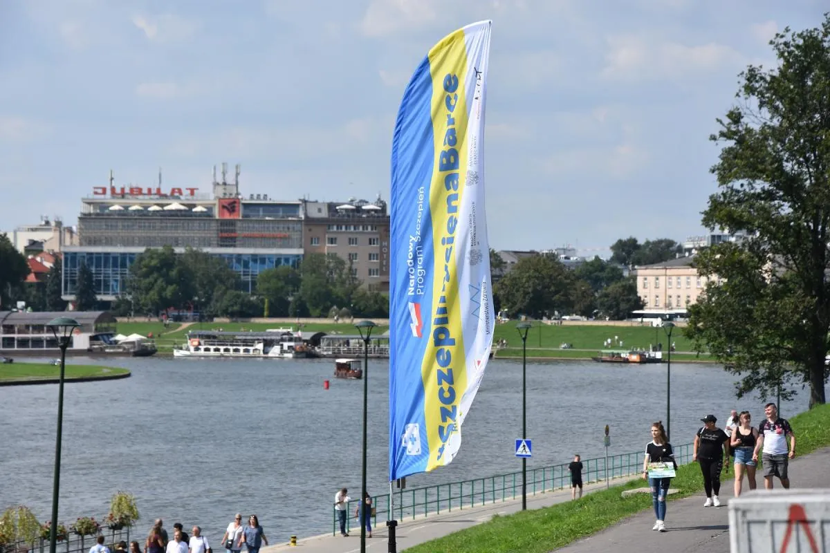 Prawie 1400 Małopolan i turystów zaszczepiło się podczas weekendowej akcji