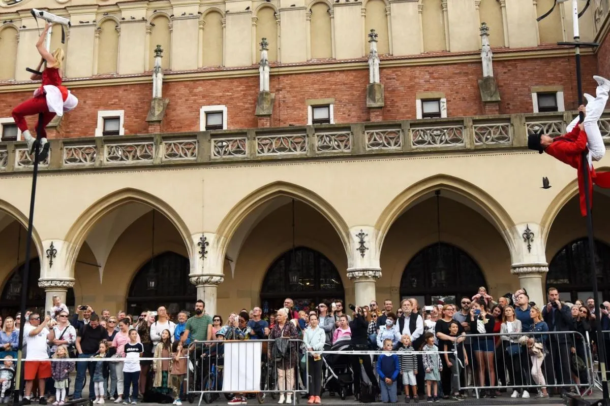 Drugi dzień Festiwalu Teatrów Ulicznych w Krakowie